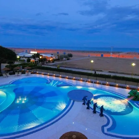 Charming With Delightful Views Διαμέρισμα