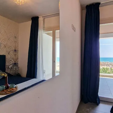 Διαμέρισμα Charming With Delightful Views
