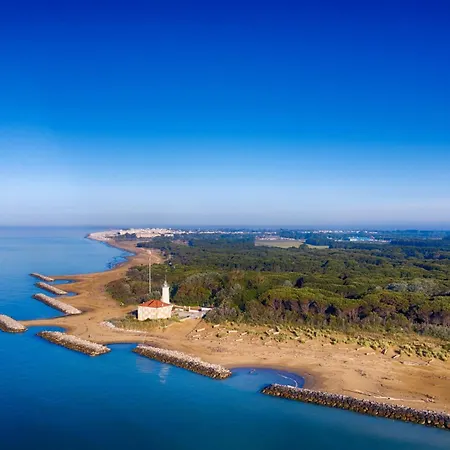 Charming With Delightful Views *