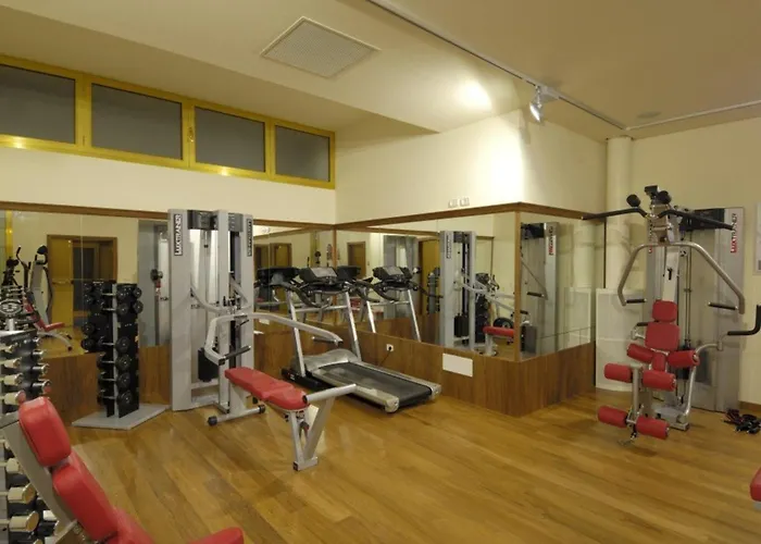 Charming With Panoramic Views Бібіоне